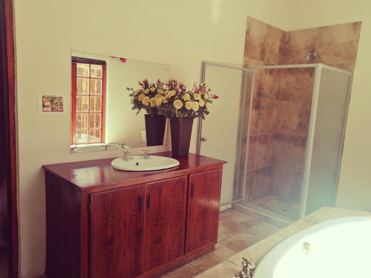 Kuruman Inn Dış mekan fotoğraf