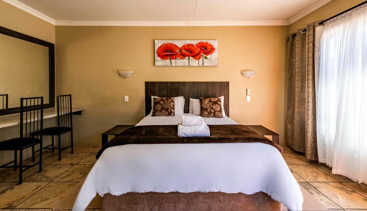 Kuruman Inn Dış mekan fotoğraf